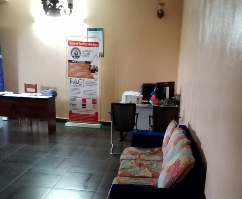 Glorious Global Group/Chinois-Yaoundé 